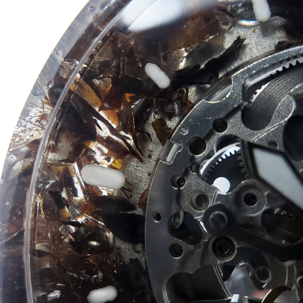 Cigar in resin